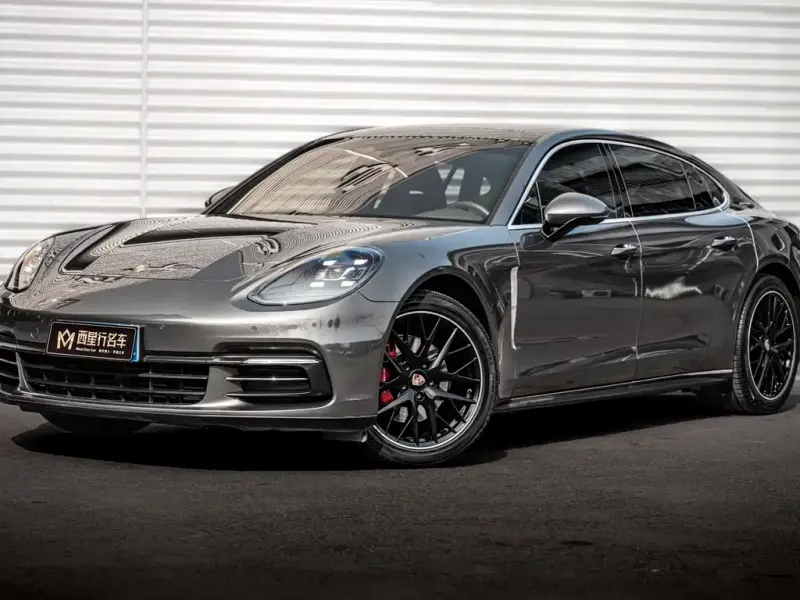 Porsche Panamera, 2018