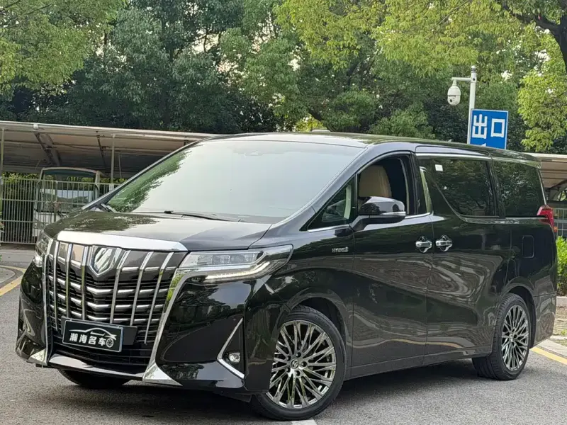 Toyota Alphard, 2021