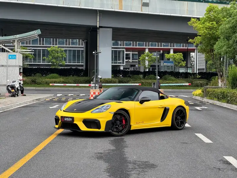 Porsche 718, 2024