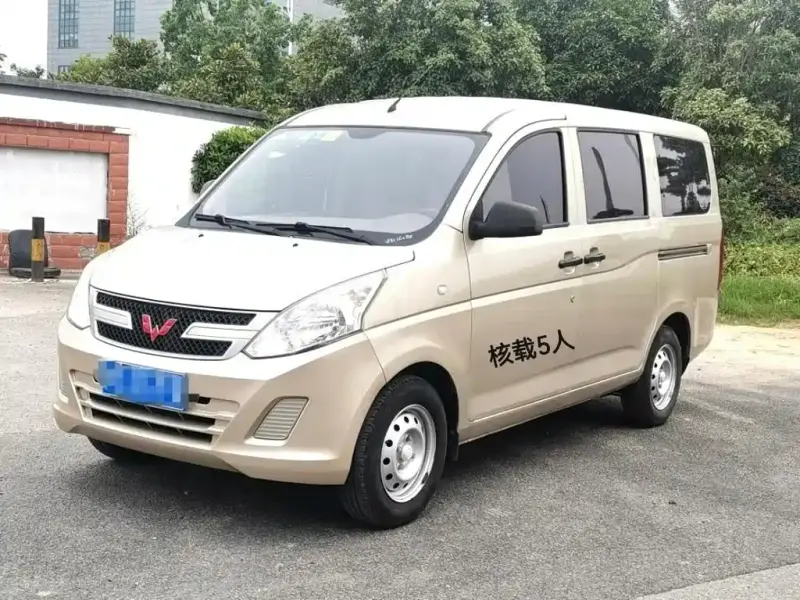 Wuling Rongguang V, 2017 — фото 1