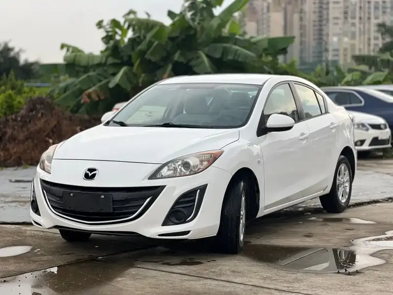 Mazda 3 Xingcheng, 2015 — фото 1