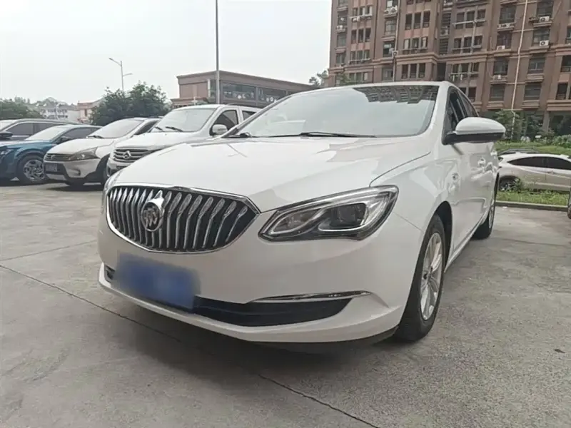 Buick Excelle, 2015