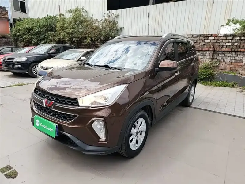 Wuling Hongguang S3, 2018