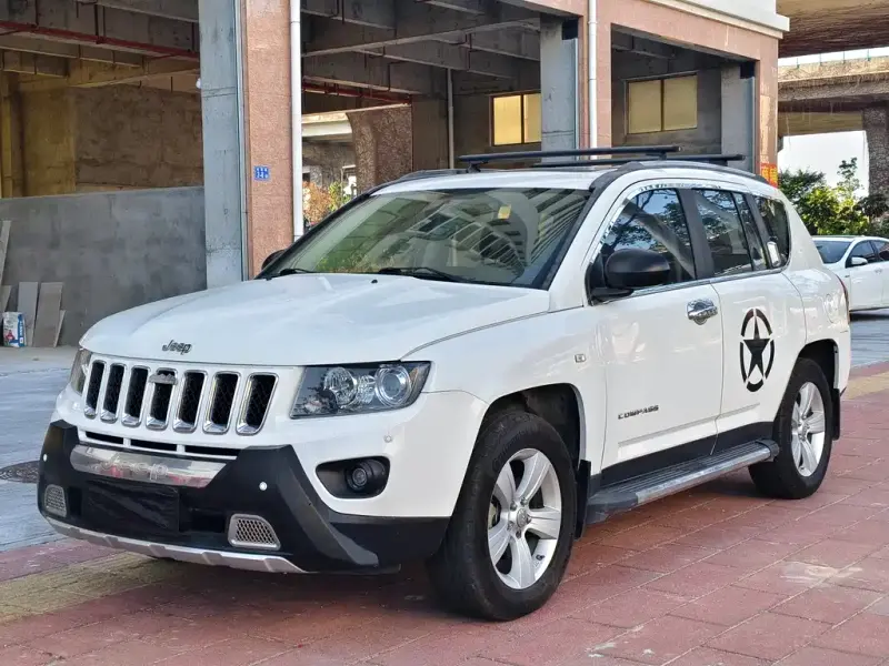 Jeep Compass (Import), 2015 — фото 1