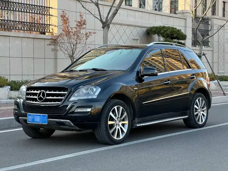Mercedes-Benz M-Class, 2011