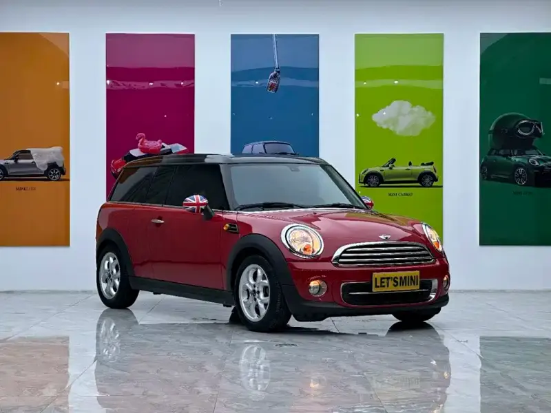 MINI Clubman, 2012