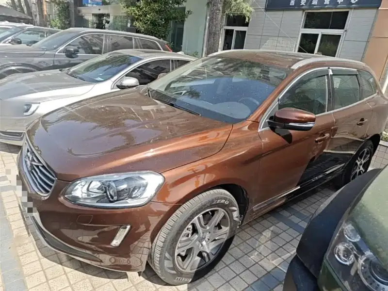 Volvo XC60, 2015 — фото 1