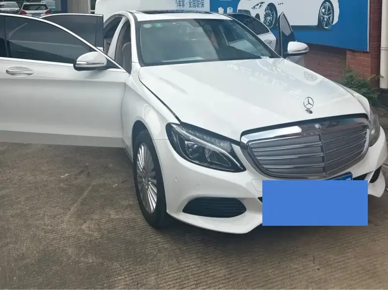 Mercedes-Benz C-Class, 2015