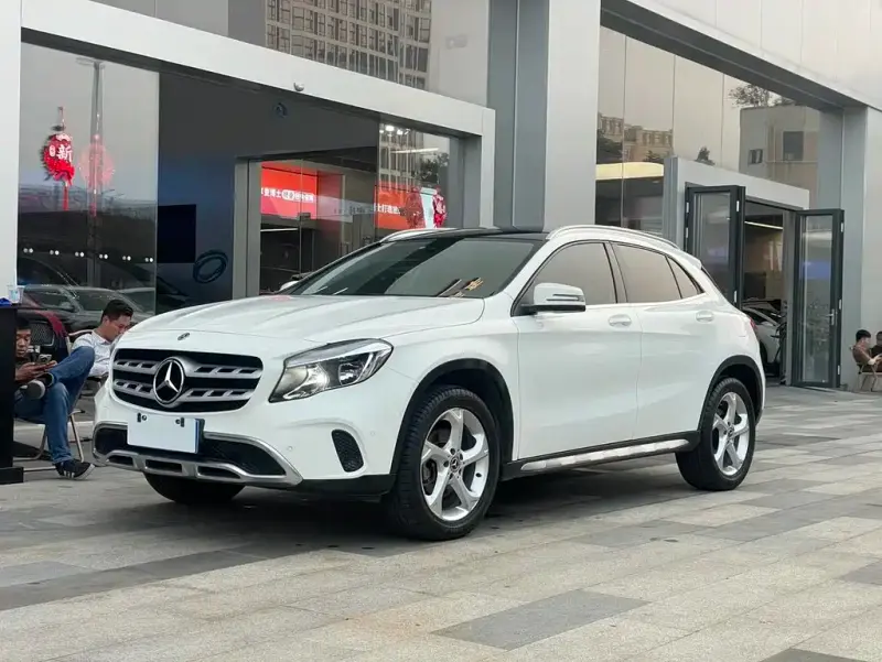 Mercedes-Benz GLA, 2019