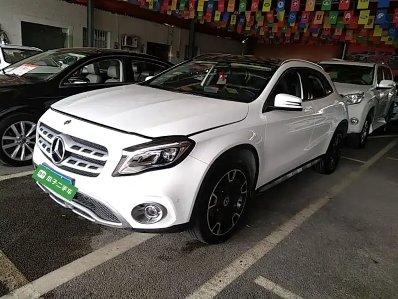Mercedes-Benz GLA, 2018 — фото 1