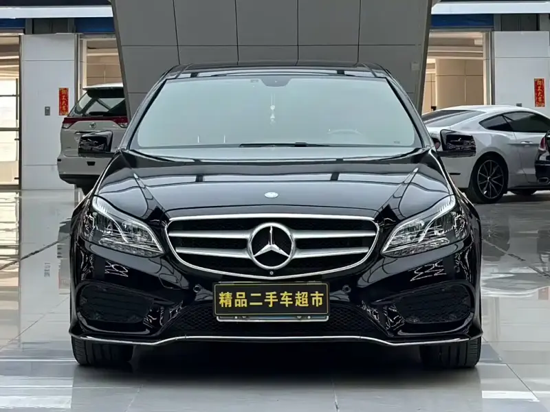 Mercedes-Benz E-Class, 2015 — фото 1