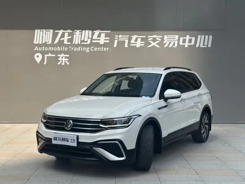 Volkswagen Tiguan L, 2022