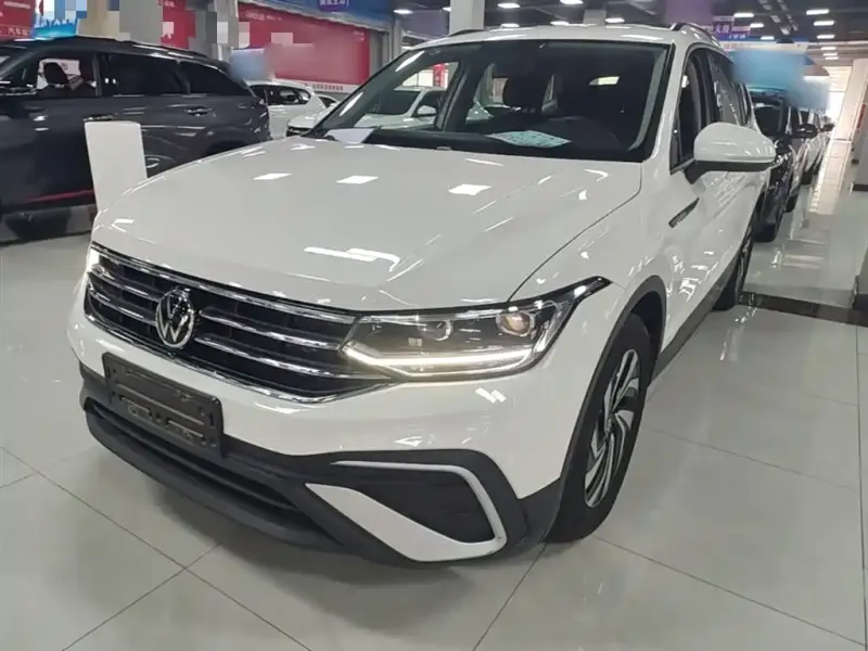 Volkswagen Tiguan L, 2022