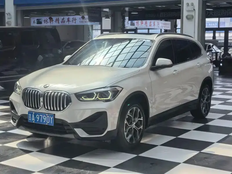 BMW X1, 2021 — фото 1