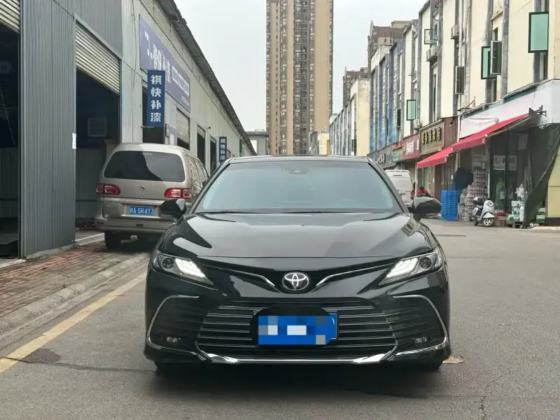 Toyota Camry, 2023