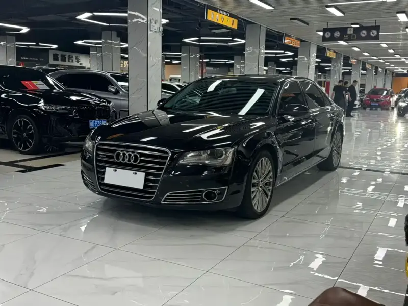 Audi A8, 2014 — фото 1