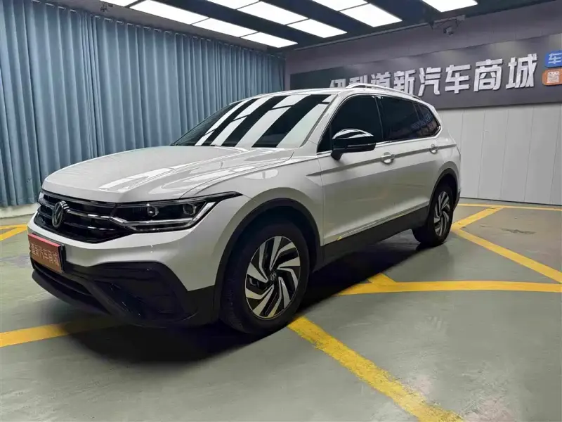 Volkswagen Tiguan L, 2024