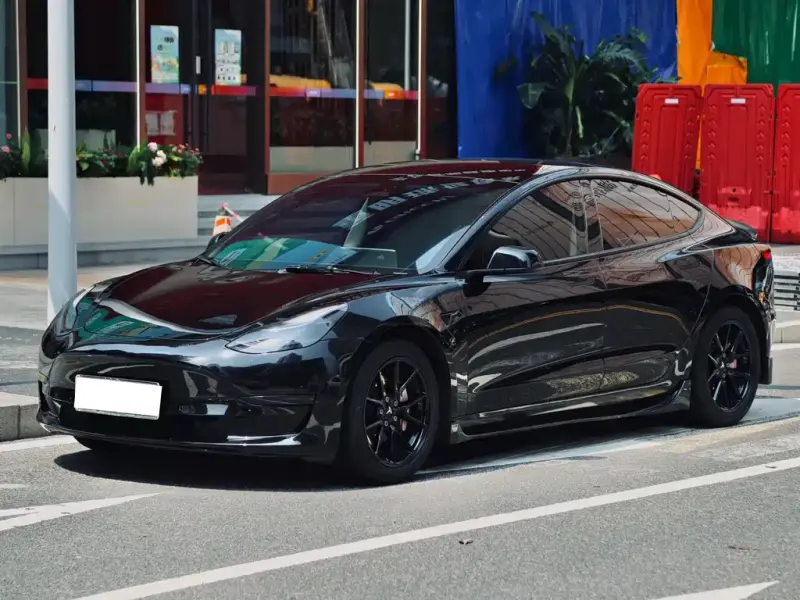 Tesla Model 3, 2021