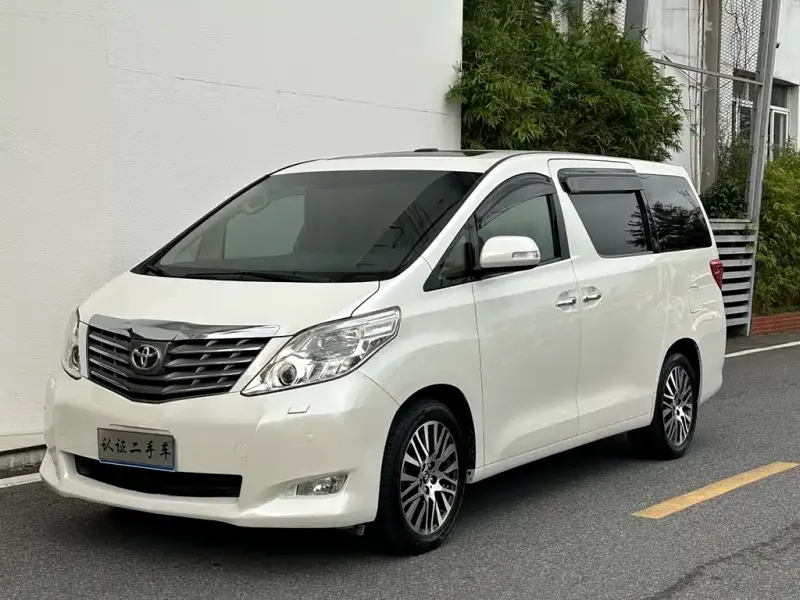 Toyota Alphard, 2011