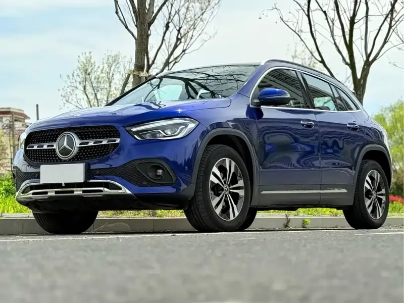 Mercedes-Benz GLA, 2022 — фото 1
