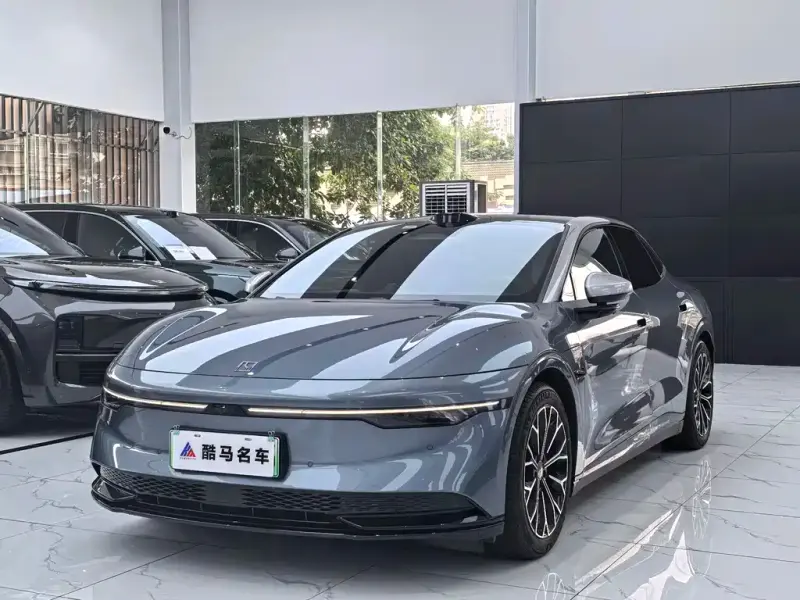 Zeekr 007, 2024