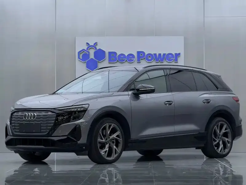 Audi Q5 e-tron, 2022