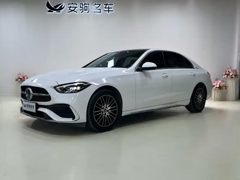 Mercedes-Benz C-Class, 2022