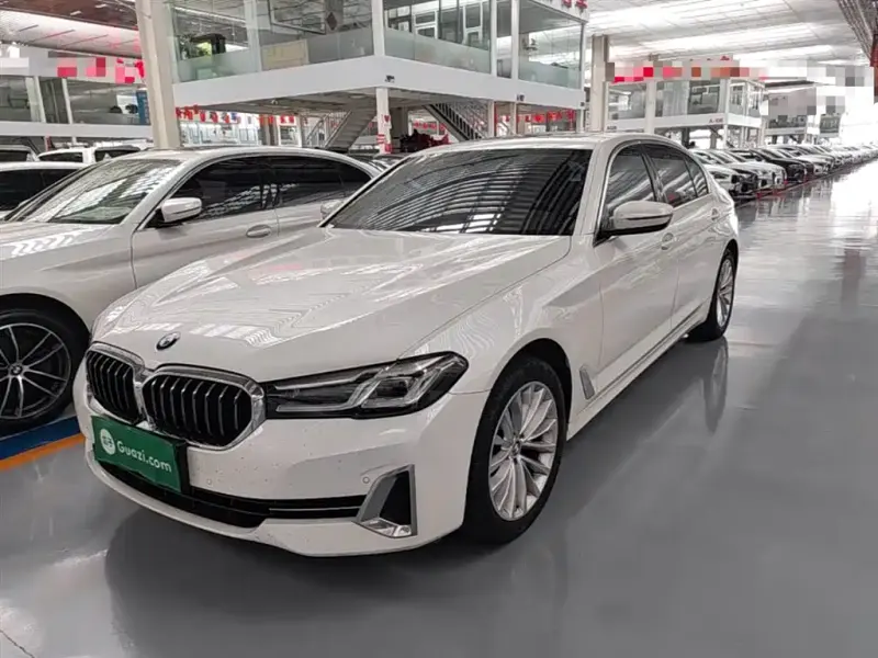 BMW 5 Series, 2022