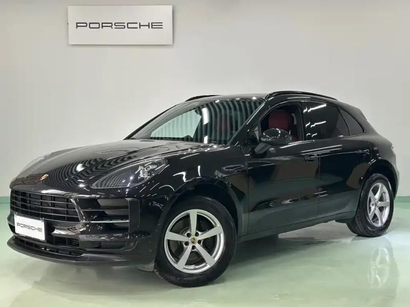 Porsche Macan, 2021