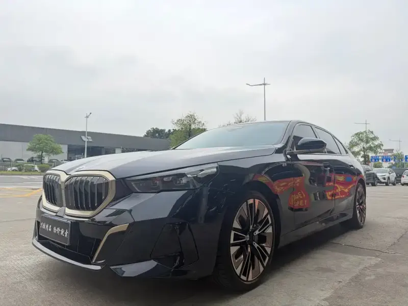 BMW 5 Series, 2024