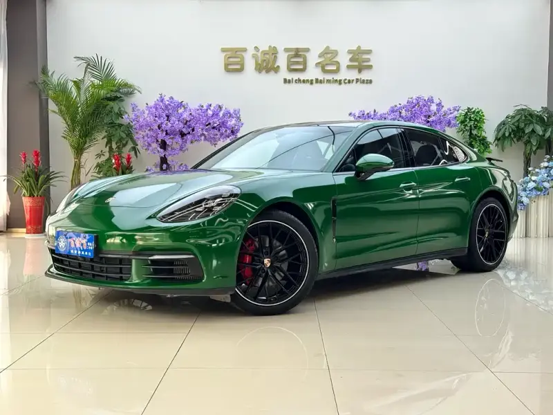 Porsche Panamera, 2019