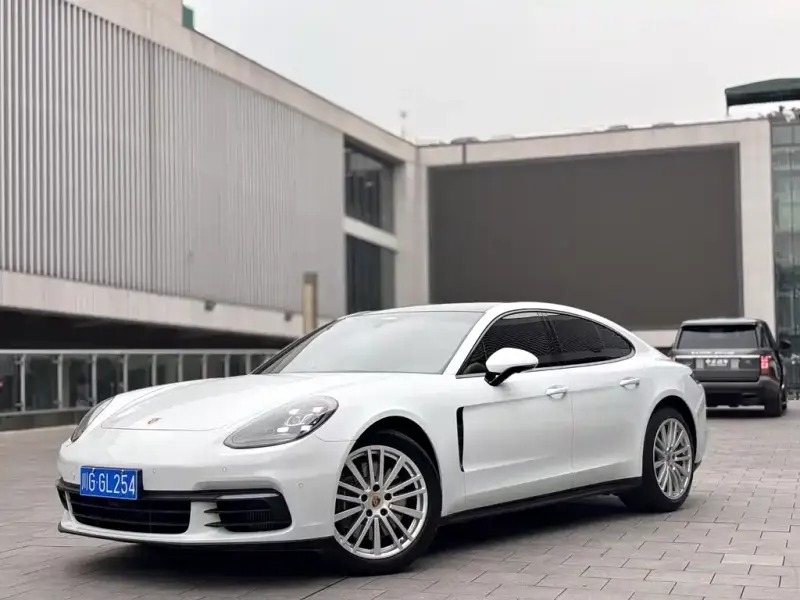Porsche Panamera, 2021