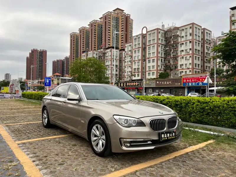 BMW 7 Series, 2012 — фото 1