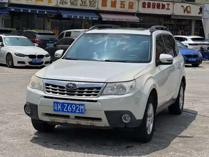 Subaru Forester, 2011