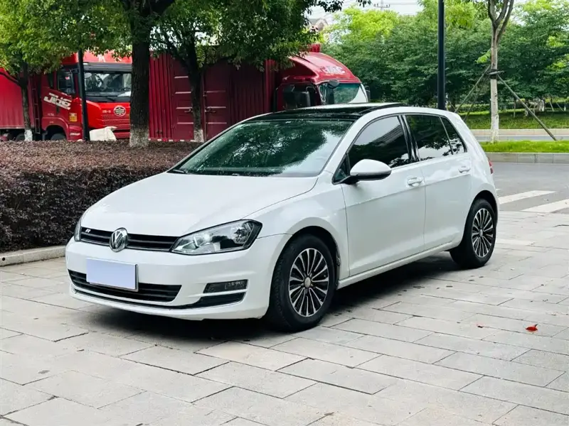 Volkswagen Golf, 2015