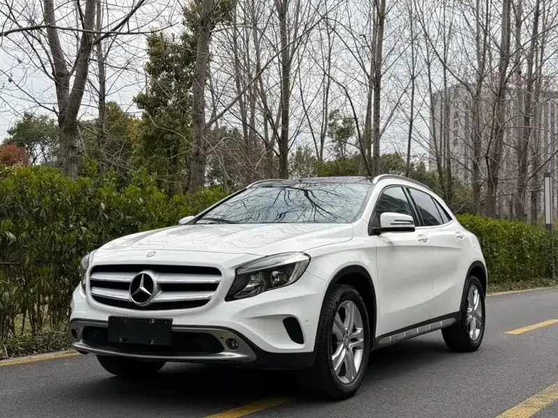 Mercedes-Benz GLA, 2016