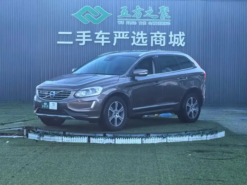 Volvo XC60, 2015 — фото 1