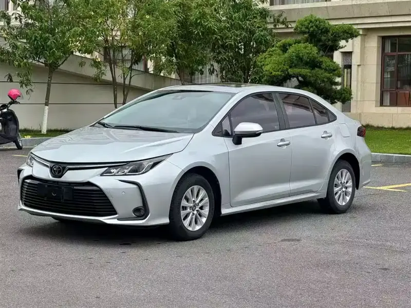 Toyota Corolla, 2019 — фото 1