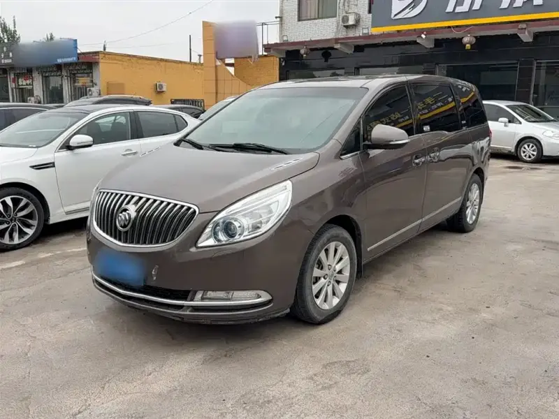 Buick GL8, 2015