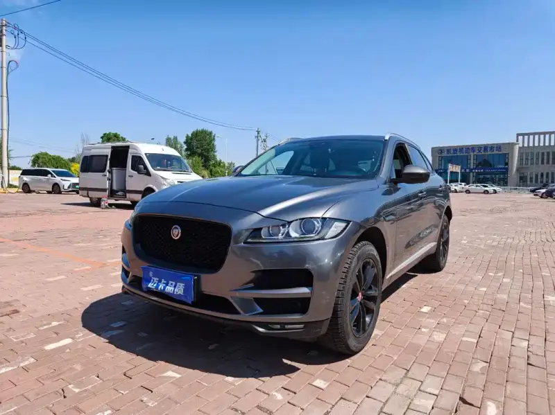 Jaguar F-PACE, 2018