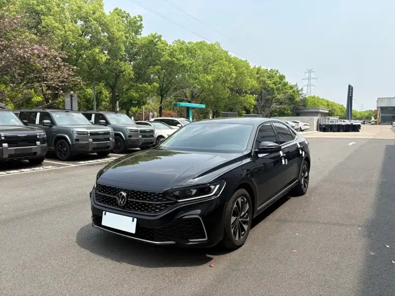 Volkswagen Passat, 2023