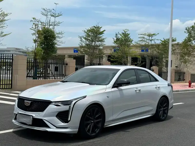 Cadillac CT4, 2021