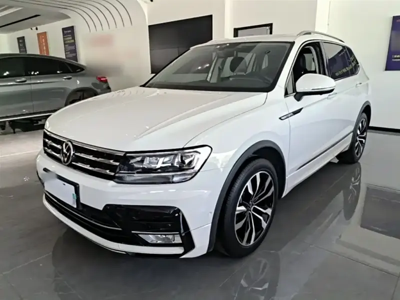 Volkswagen Tiguan L, 2021