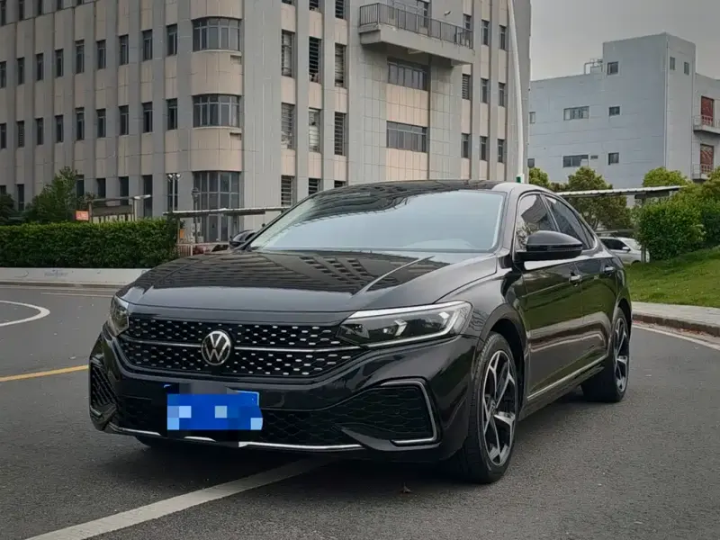 Volkswagen Passat, 2024