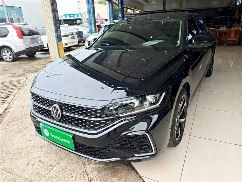 Volkswagen Passat, 2024