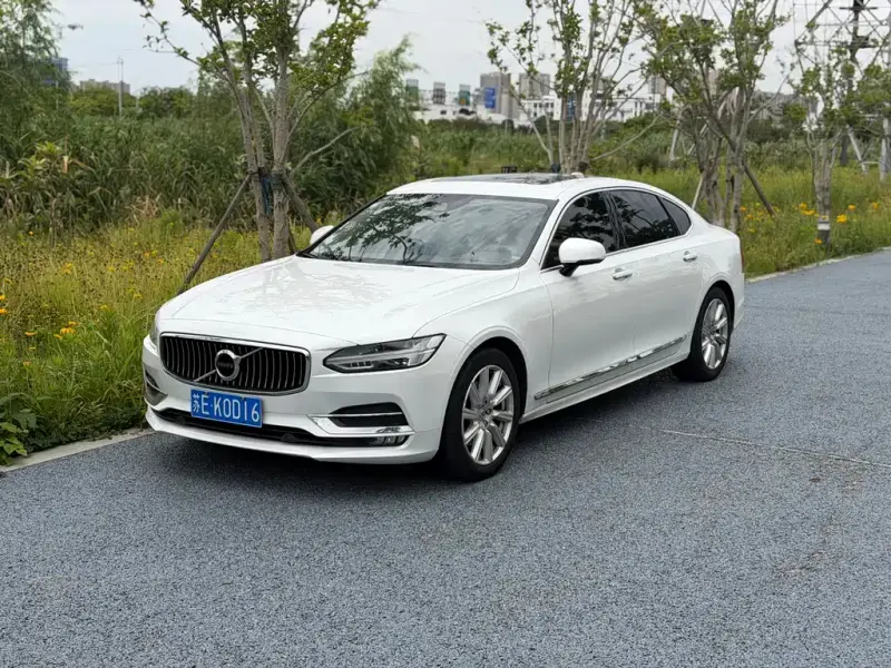Volvo S90, 2020