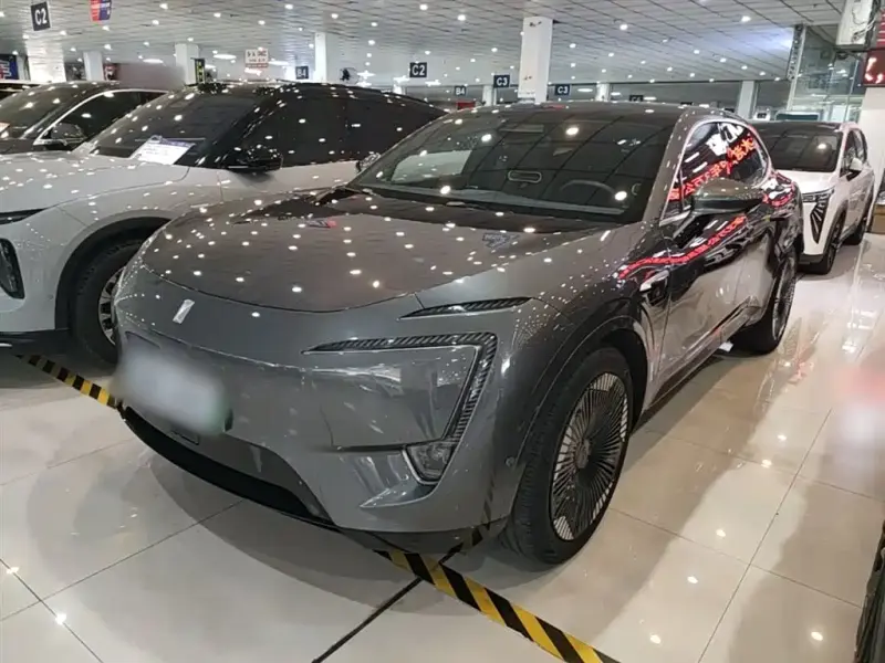 Avatr 11, 2023