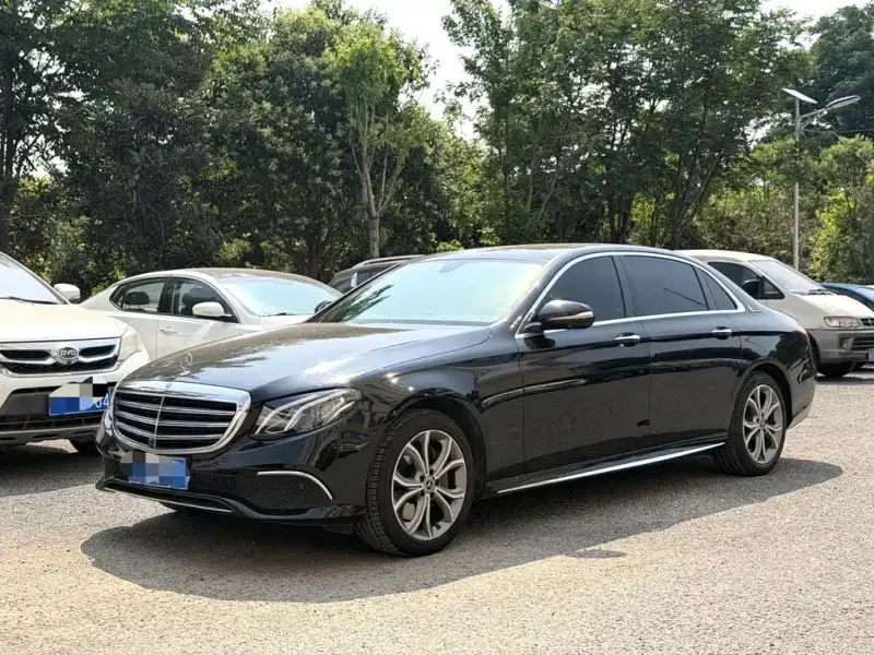Mercedes-Benz E-Class, 2020 — фото 1