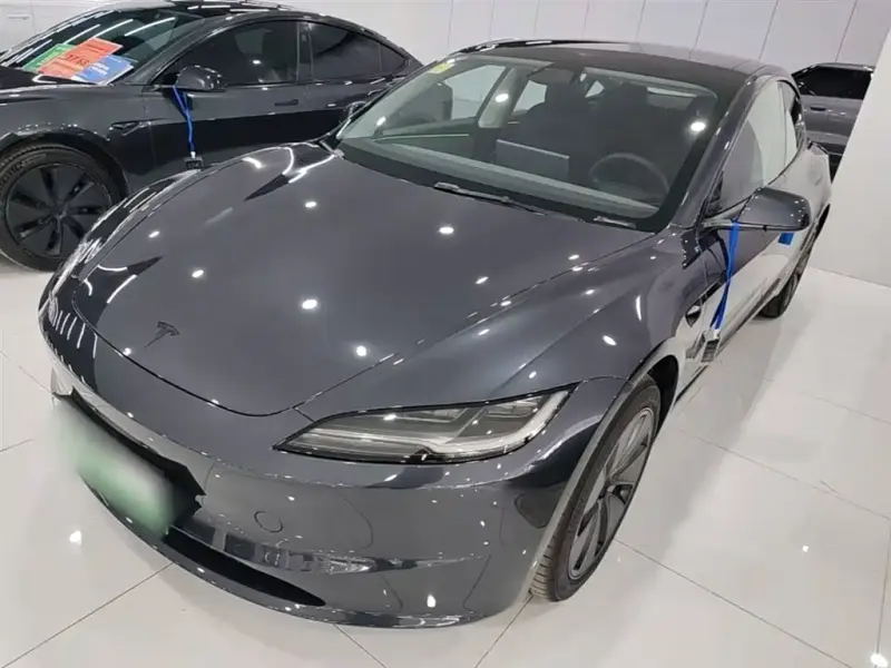Tesla Model 3, 2026
