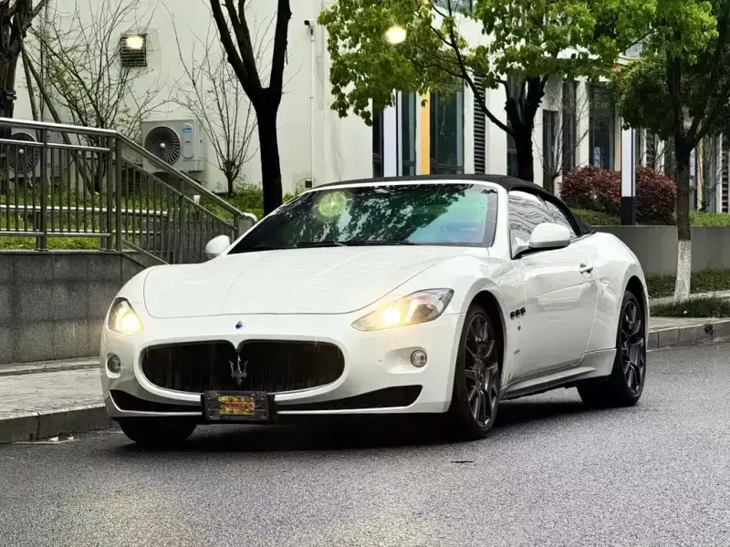 Maserati GranCabrio, 2014